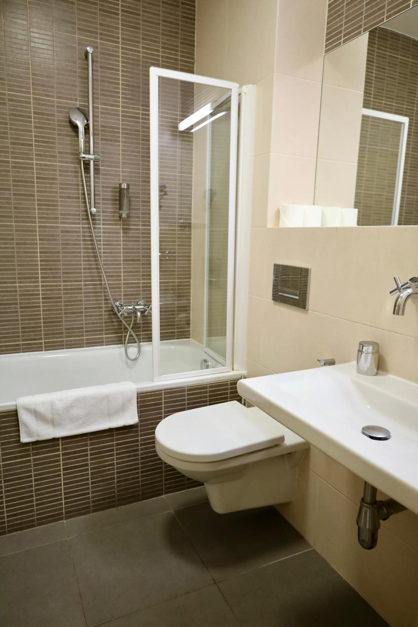 Rezidence Ostrovni Aparthotel Praha Bagian luar foto