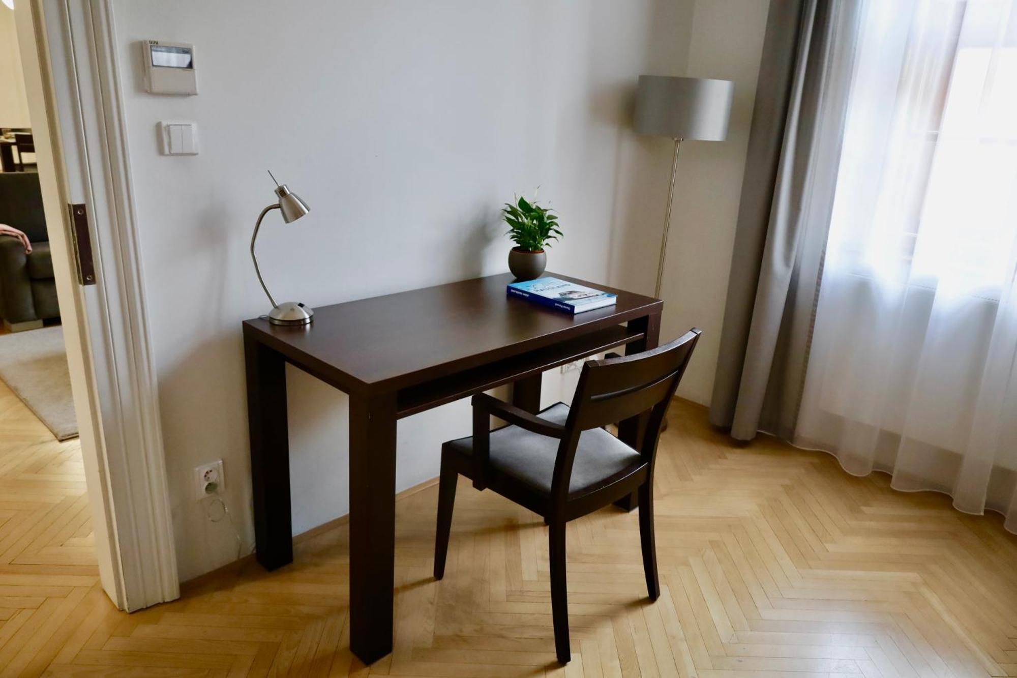Rezidence Ostrovni Aparthotel Praha Bagian luar foto