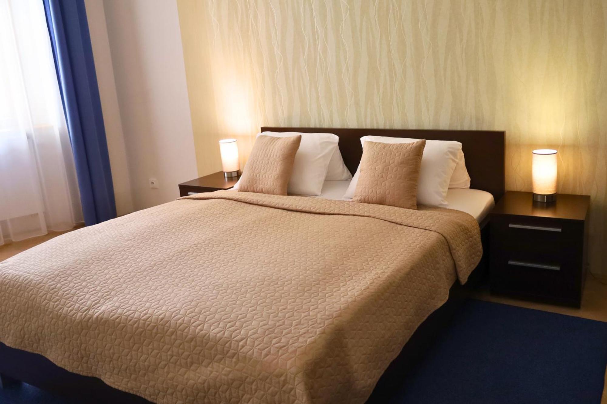 Rezidence Ostrovni Aparthotel Praha Bagian luar foto