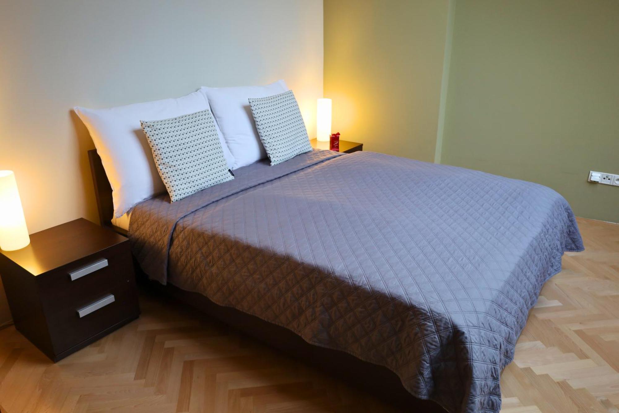 Rezidence Ostrovni Aparthotel Praha Bagian luar foto